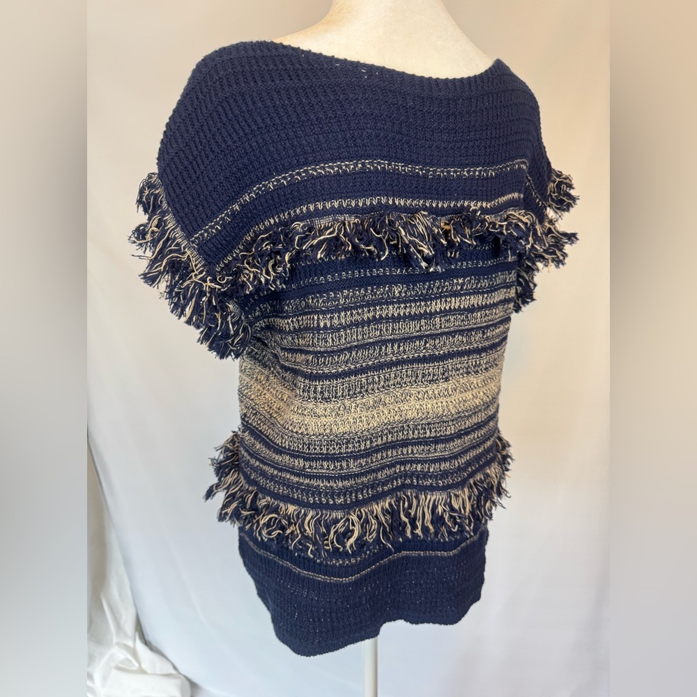 Dana Buchman Navy and Cream Knit Cap Sleeve Sweater w/Fringe Detail